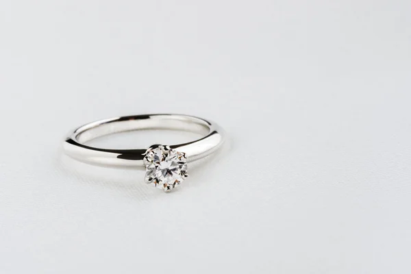 Кільце шлюбного кільця діамант — стокове фото